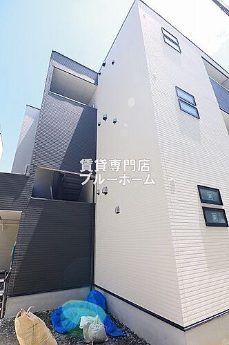 大阪府堺市堺区南清水町１丁 3階建 