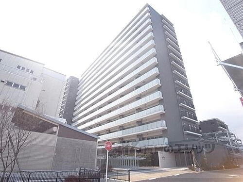 京都府向日市寺戸町小佃 賃貸マンション