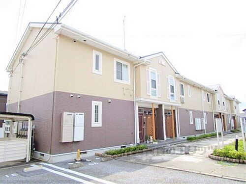 滋賀県長浜市八幡中山町 2階建
