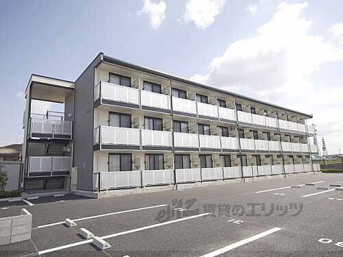 滋賀県草津市東草津２丁目 築15年9ヶ月 3階建