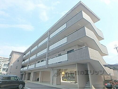 滋賀県野洲市久野部 築26年10ヶ月 4階建