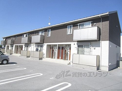 滋賀県米原市下多良３丁目 賃貸アパート