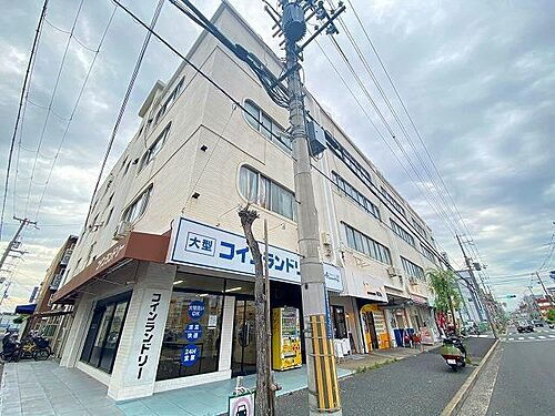 大阪府東大阪市高井田本通３丁目 賃貸マンション