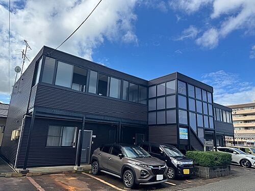 新潟県新発田市豊町２丁目 2階建 築30年2ヶ月