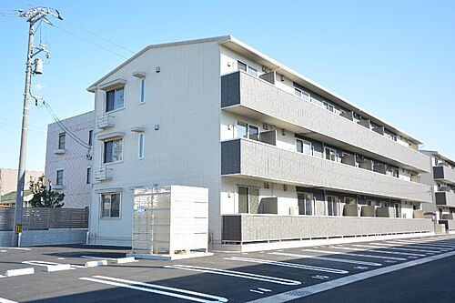 岡山県倉敷市徳芳 3階建 築4年8ヶ月
