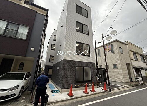 東京都杉並区方南１丁目 4階建 