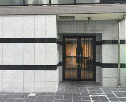 東京都中央区新富１丁目 10階建 築8年3ヶ月