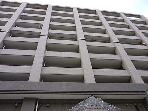 東京都中央区月島３丁目 10階建