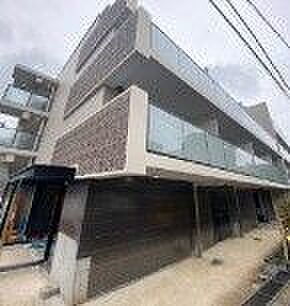 東京都新宿区富久町 4階建 築2年8ヶ月