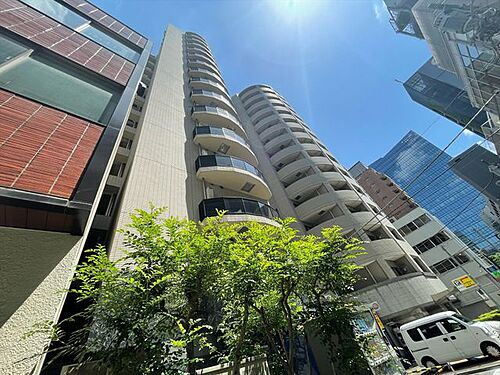 東京都港区新橋６丁目 築13年8ヶ月 15階建