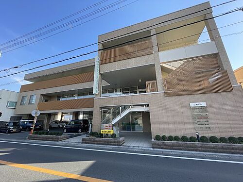 兵庫県姫路市大塩町 3階建