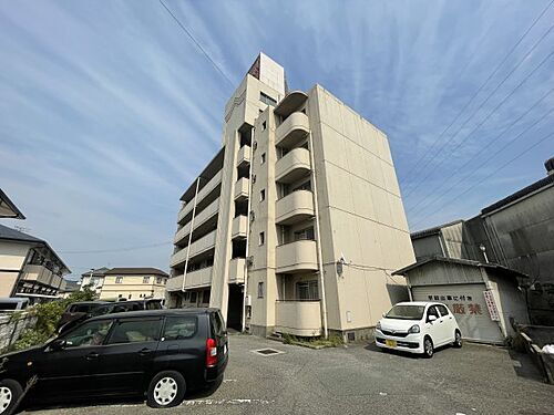 兵庫県姫路市飾磨区上野田５丁目 5階建