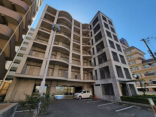 兵庫県姫路市佃町 7階建