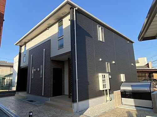 兵庫県姫路市網干区津市場 2階建