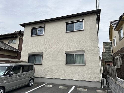 兵庫県姫路市広畑区高浜町１丁目 2階建