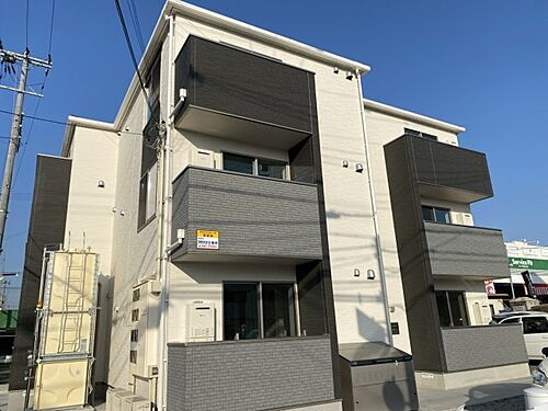 兵庫県姫路市市川橋通１丁目 3階建