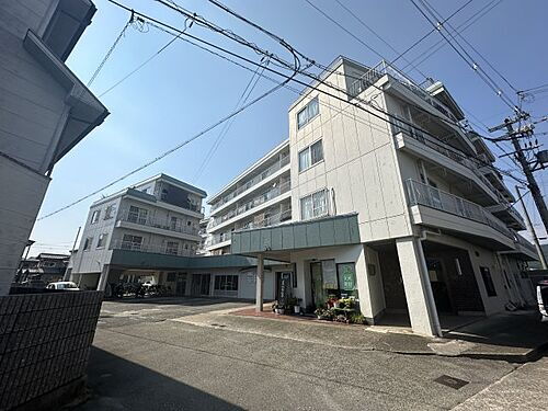 兵庫県姫路市城北新町２丁目 5階建