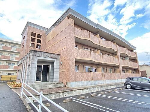 シェーネ・Ｆ 3階建