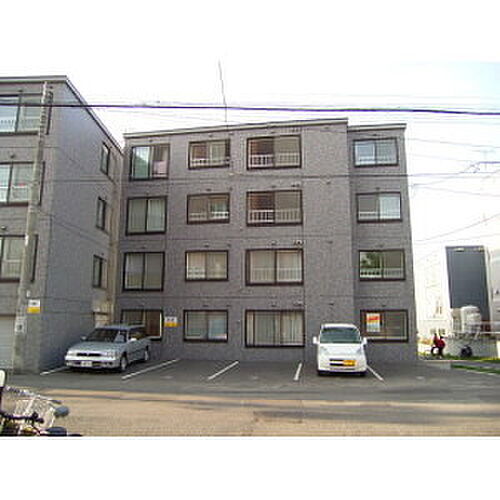 北海道札幌市豊平区水車町１丁目 4階建 築26年6ヶ月