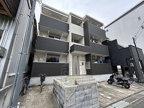 大阪府摂津市鶴野４丁目 3階建 築8年1ヶ月