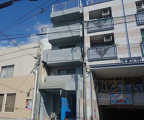 京都府京都市東山区本町６丁目 築36年8ヶ月 4階建