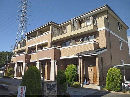奈良県生駒市西白庭台２丁目 3階建 築19年10ヶ月