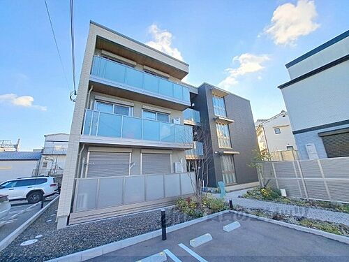 奈良県大和高田市礒野南町 3階建 築3年9ヶ月