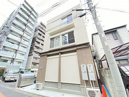 東京都板橋区宮本町 3階建 築1年未満