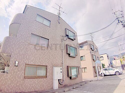 メゾンおばやし 3階建