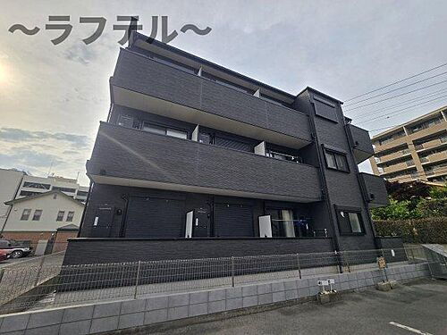 埼玉県入間市豊岡１丁目 3階建 