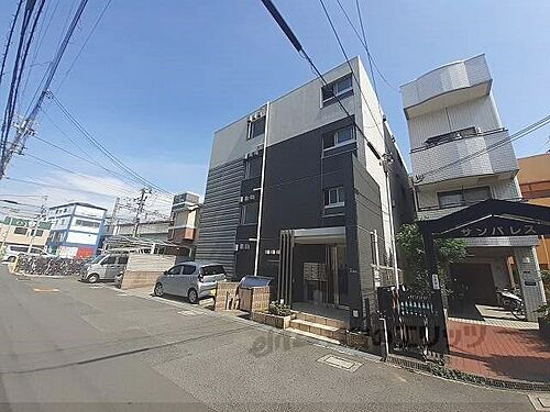大阪府門真市上島町 賃貸マンション