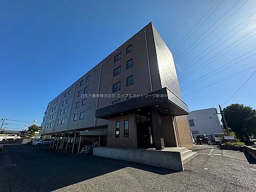 新潟県新潟市中央区鐙西２丁目 賃貸マンション