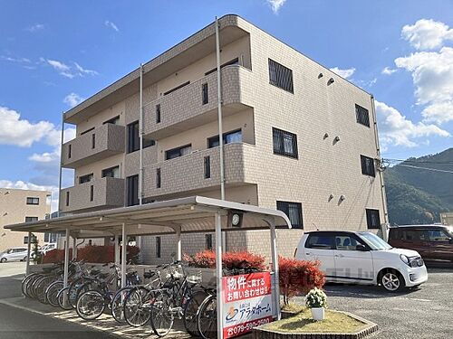 兵庫県丹波篠山市東吹 築16年4ヶ月 3階建