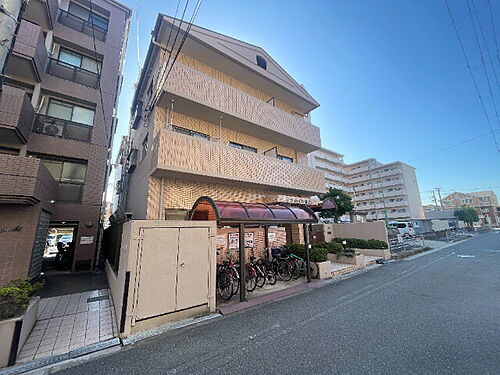 大阪府大阪市住吉区杉本１丁目 築31年8ヶ月 3階建