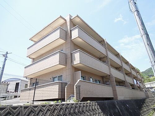 広島県広島市安佐南区長楽寺１丁目 3階建 築20年5ヶ月