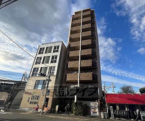 京都府京都市右京区西京極西池田町 賃貸マンション