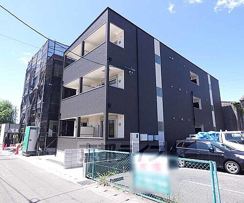 京都府京都市伏見区横大路下三栖山殿 築2年7ヶ月 3階建