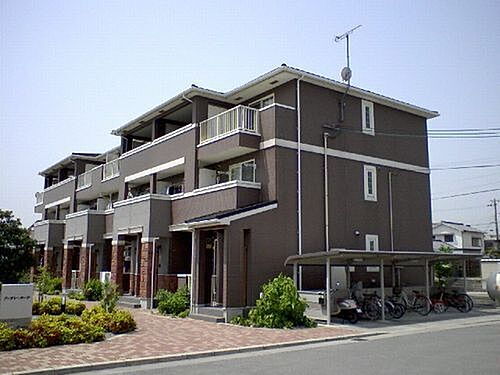 兵庫県たつの市龍野町富永 3階建