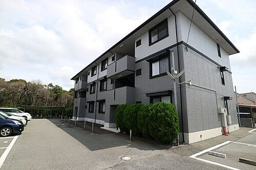 兵庫県加古川市平岡町山之上 3階建 築27年4ヶ月