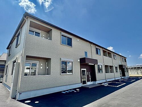 滋賀県大津市月輪３丁目 2階建 