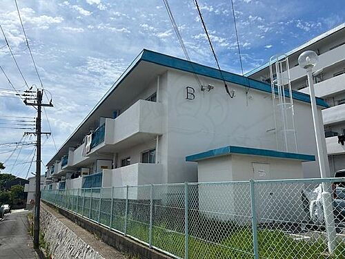 兵庫県神戸市垂水区塩屋町５丁目 2階建