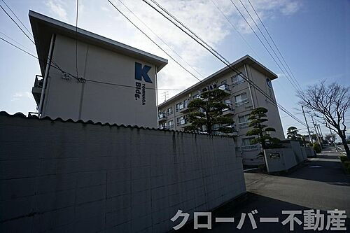 冨永マンション　Ｋ棟 3階建