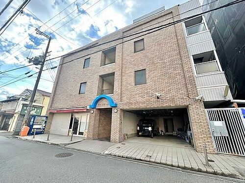 奈良県大和高田市西三倉堂１丁目 賃貸マンション