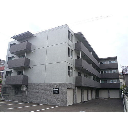 北海道札幌市中央区南十八条西８丁目 4階建 築8年4ヶ月