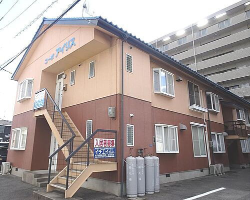 コーポアイリス 2階建