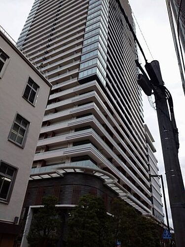 東京都港区浜松町１丁目 地上37階地下1階建 築6年5ヶ月