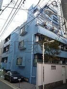 東京都渋谷区円山町 9階建