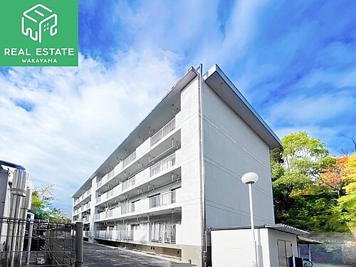 和歌山県和歌山市鳴神 築54年2ヶ月 4階建