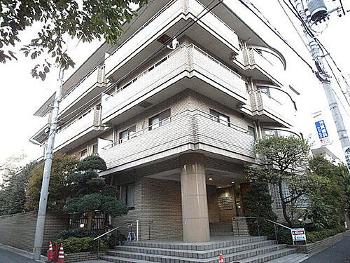 東京都目黒区碑文谷３丁目 地上4階地下1階建 築35年7ヶ月