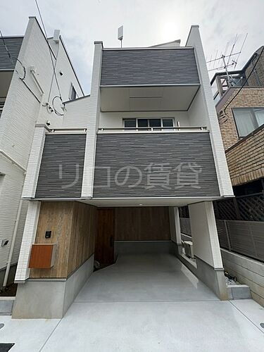 東京都大田区千鳥２丁目 3階建 築2年4ヶ月